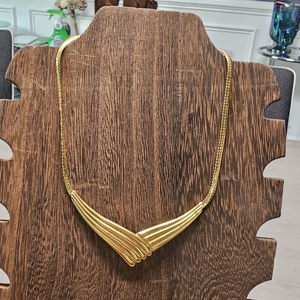 Vintage 80s V Bib Collar Necklace with Wonder Woman Minimalist Chic Aesthetic